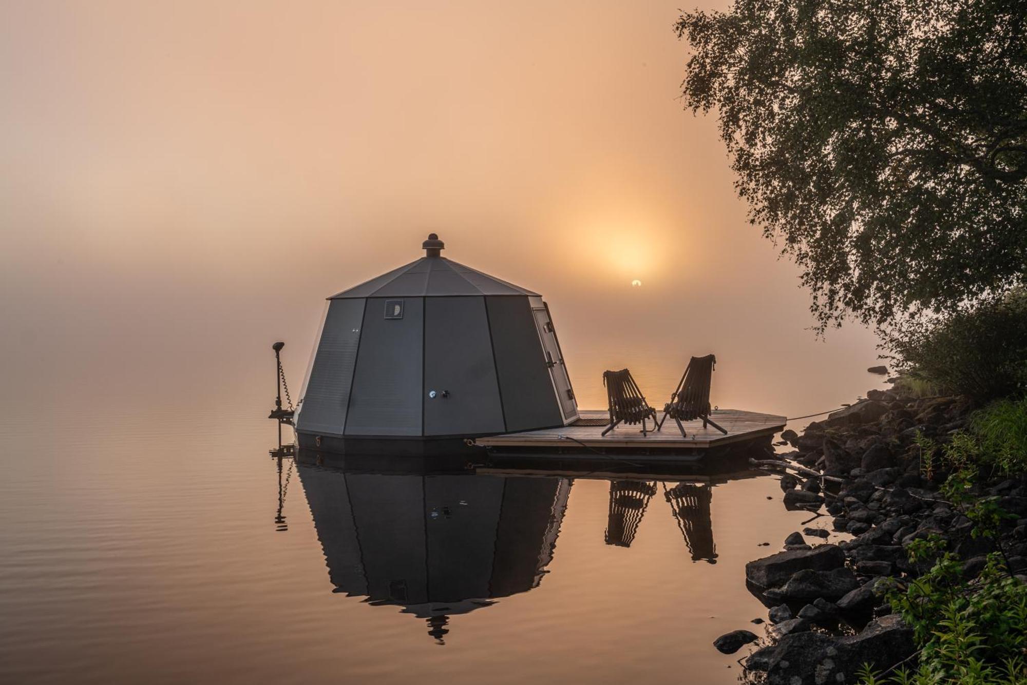 Arctic Guesthouse & Igloos รานูอา ภายนอก รูปภาพ