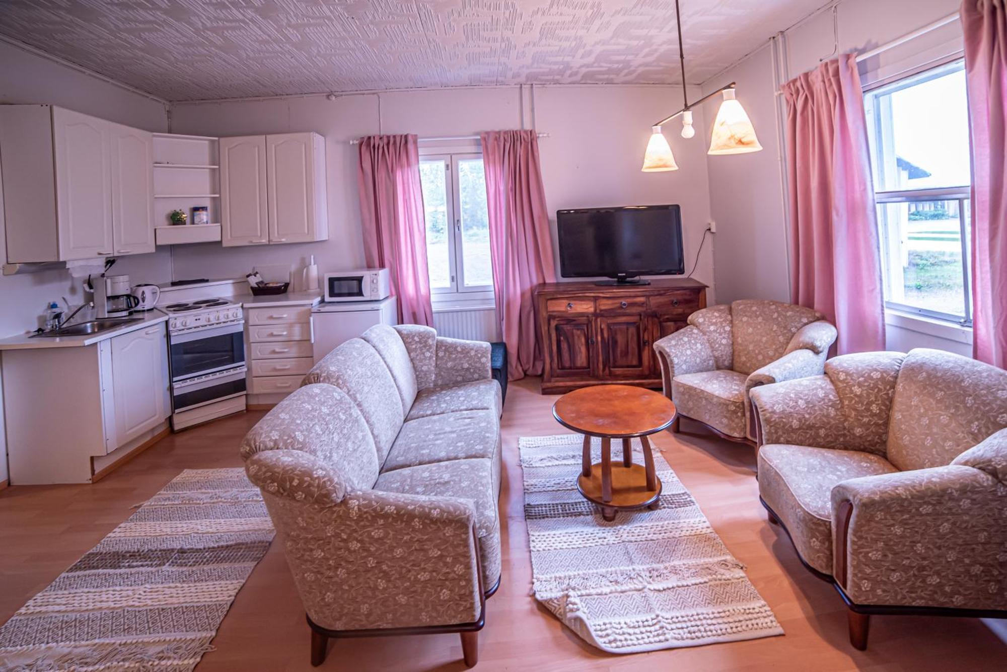 Arctic Guesthouse & Igloos รานูอา ภายนอก รูปภาพ